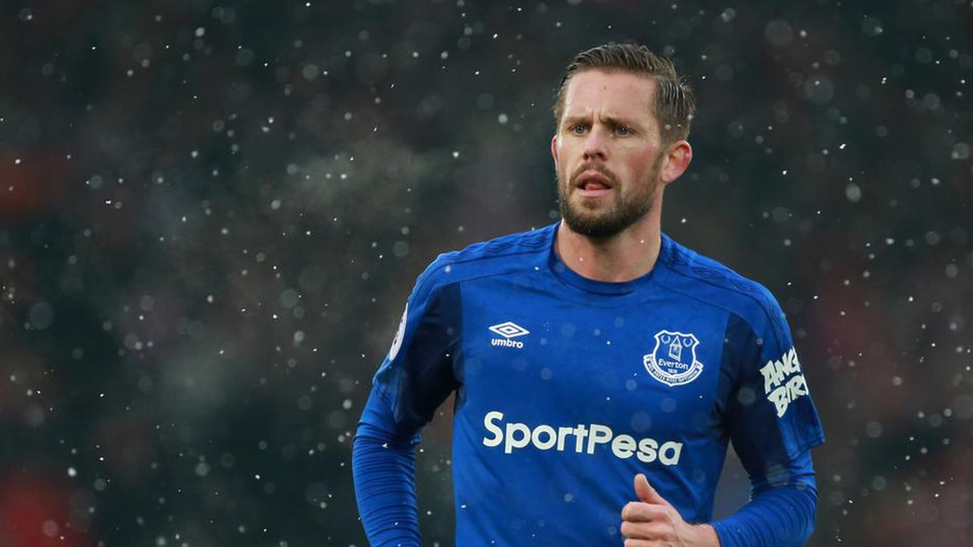 欧洲杯战术变革：布局多端，震撼全场！，欧洲杯战略